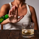 Mortalidade feminina associada ao álcool: crescimento, riscos e impactos na saúde da mulher